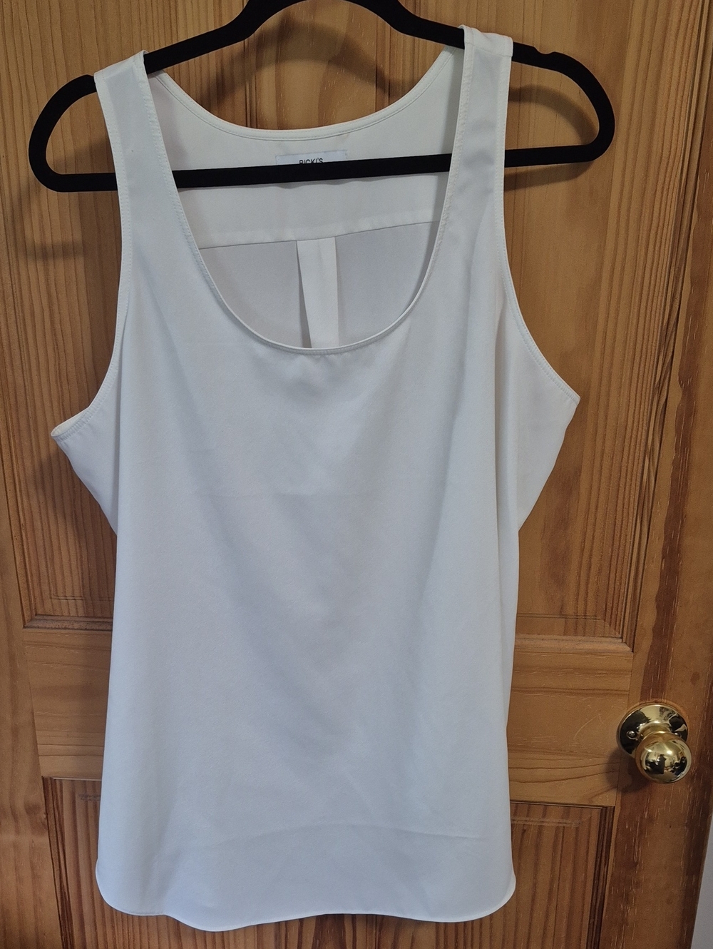 Ricki's White Scoop Neck Tank Top